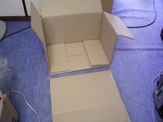 ダンボール箱カット